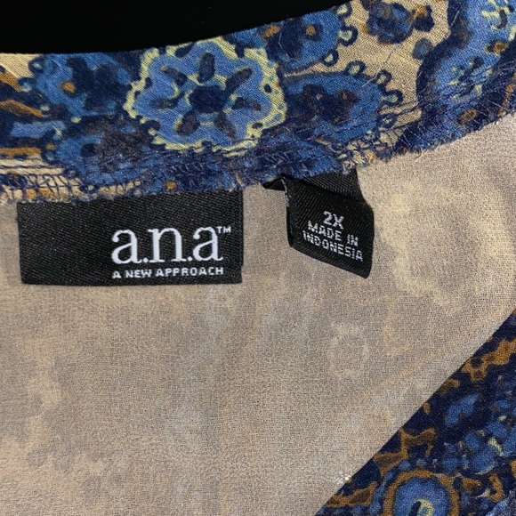 NWOT A.N.A Paisley Pleated Sleeveless Casual Blouse 2X - Picture 7 of 9